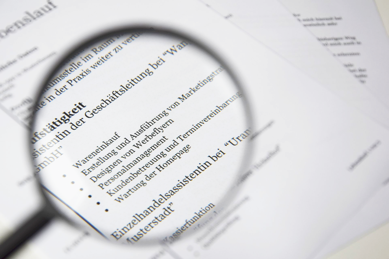 découvrez comment rédiger une candidature efficace pour décrocher l'emploi de vos rêves : conseils, exemples et étapes clés pour réussir votre job application.