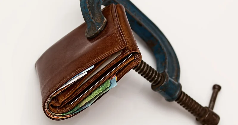 Est-il obligatoire de payer une dette de plus de 10 ans ?