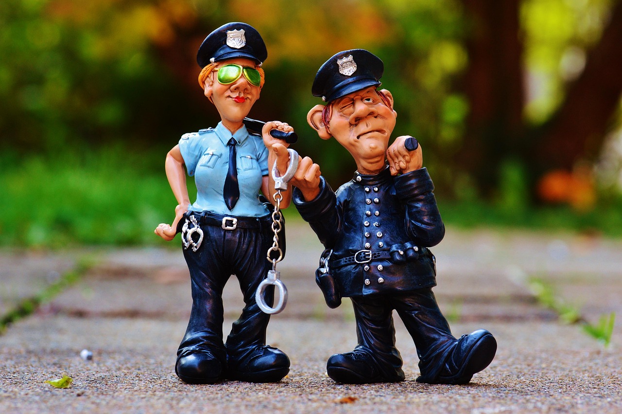découvrez les enjeux du droit numérique, qui régit l'utilisation des technologies de l'information et de la communication. explorez les aspects juridiques de la cybersécurité, de la protection des données, et des droits d'auteur à l'ère digitale.