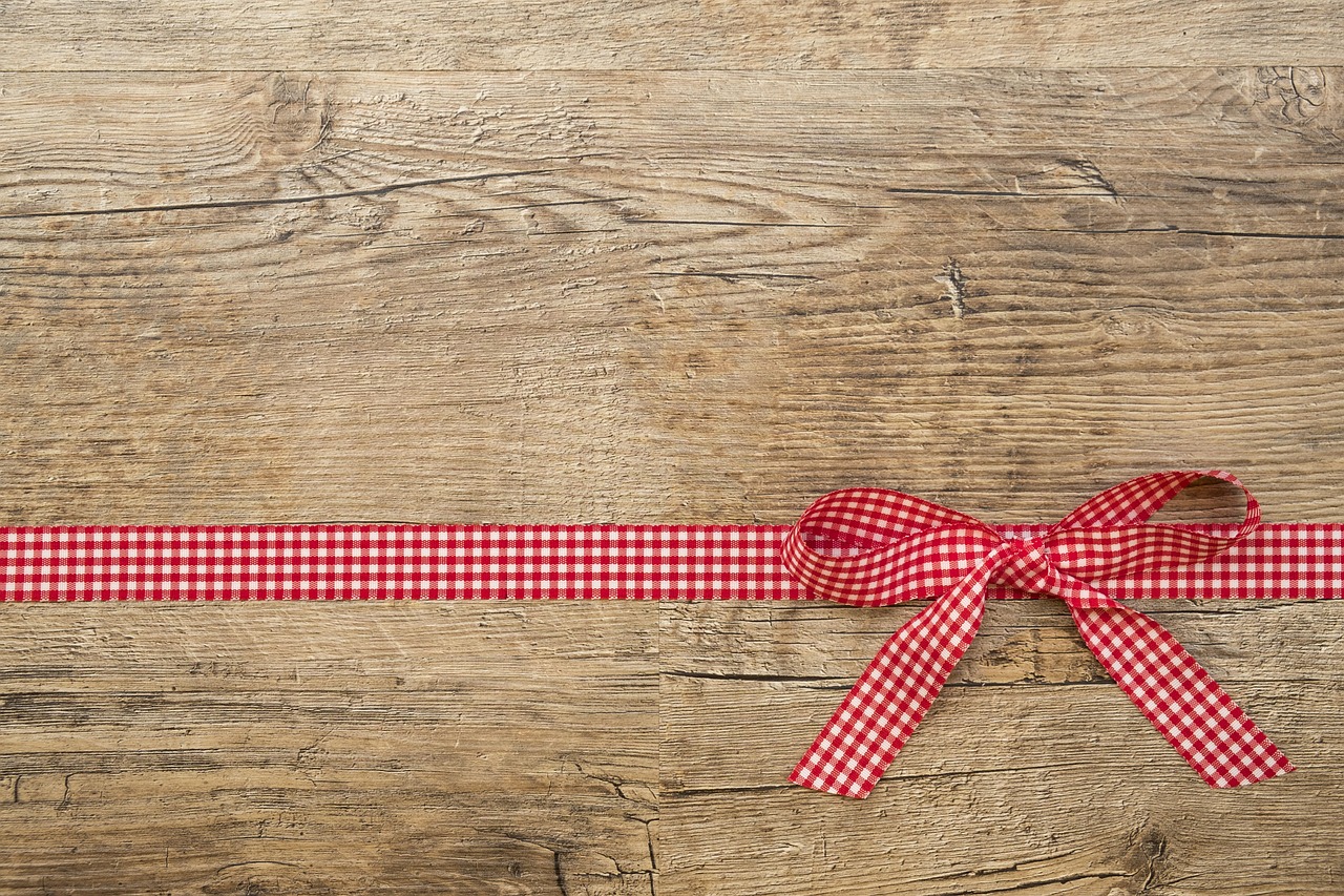 offrez le cadeau parfait avec nos cartes cadeaux ! faites plaisir à vos proches en leur laissant le choix parmi une large sélection de produits et de services. utilisation simple et valable toute l'année.